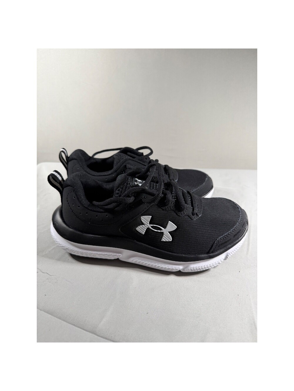Under Armour Charged Assert 10 Womens 5.5 Wide Black Running Shoes 3026180-001